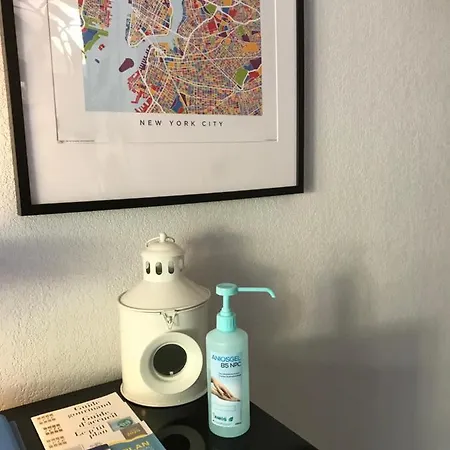 Marcenac 45 M2, Jardin, Parking, Wifi, Netflix Apartment *