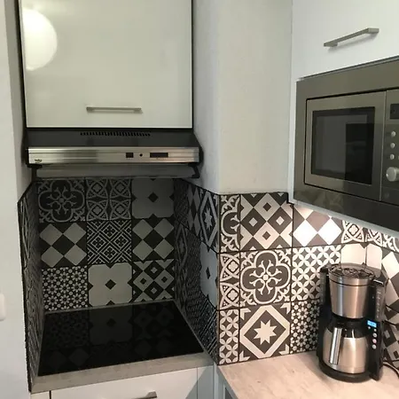 Marcenac 45 M2, Jardin, Parking, Wifi, Netflix *