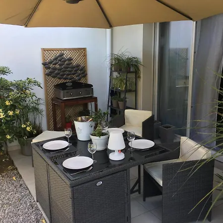 Marcenac 45 M2, Jardin, Parking, Wifi, Netflix Sete